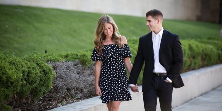 Engagement Photo Outfits 101: Exactly What to Wear