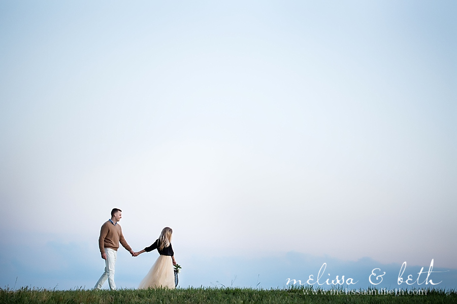 Kansas City Engagement Photographers | www.melissaandbeth.com